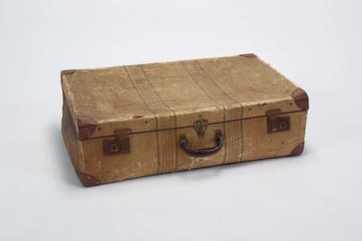 Vintage suitcase 3